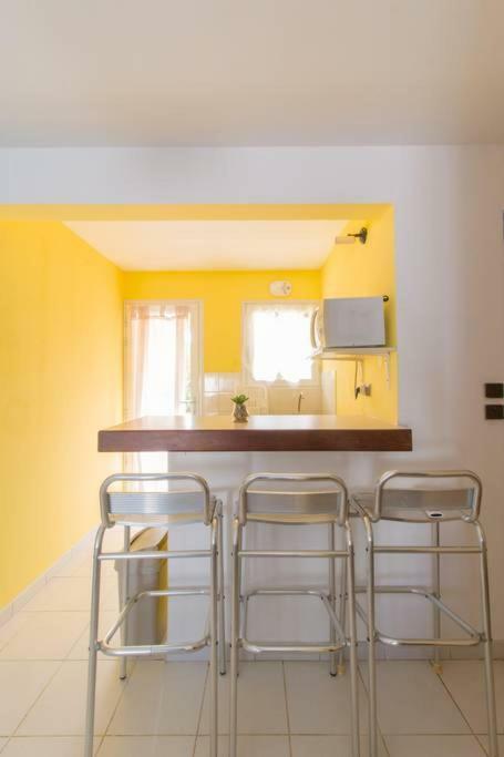 Superbe Studio Avec Jacuzzi Prive Apartamento Sainte-Anne Exterior foto